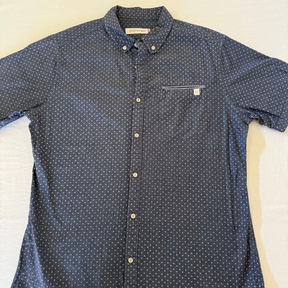 Depart West Short Sleeve Button Up Shirt | Men’s M | Navy Blue Birdseye Print |